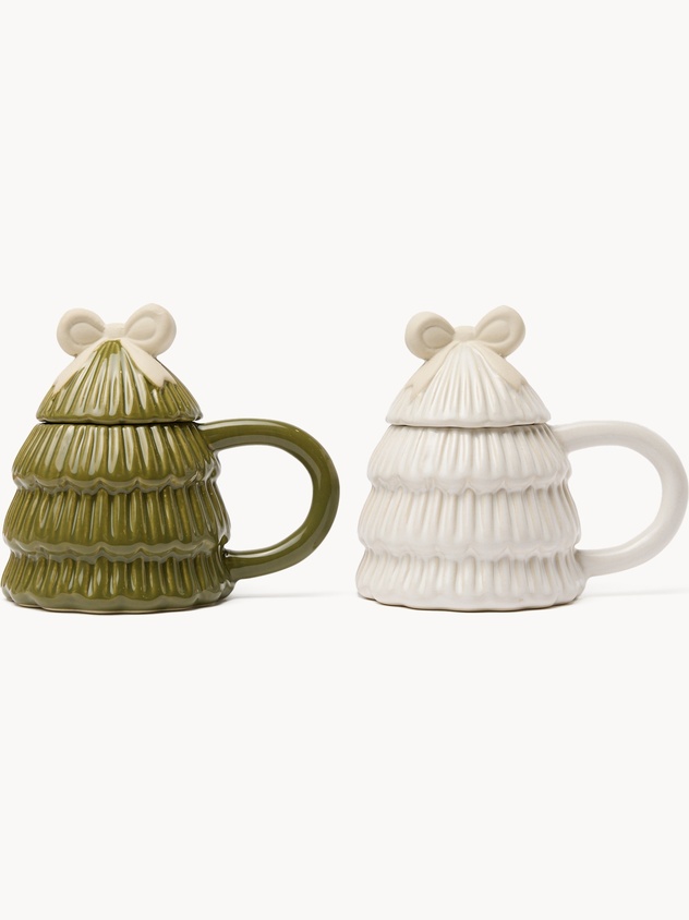 Stoneware mug shaped like a Christmas tree