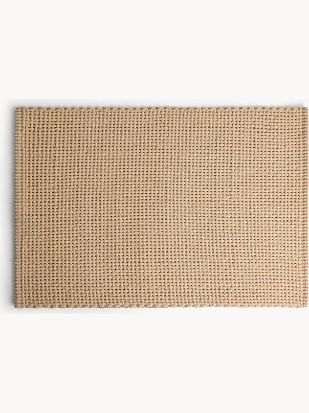 Bathroom rug in woven chenille
