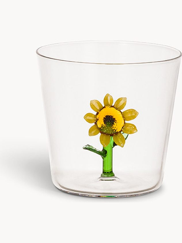 Borosilicate glass tumbler with flower detail