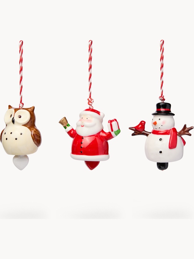 Porcelain tree decoration with a pendant