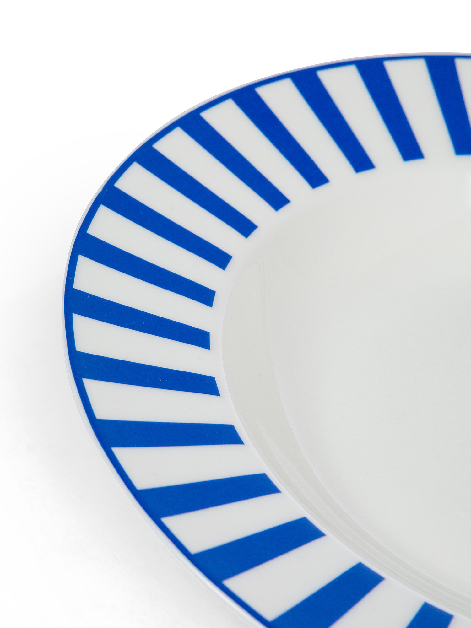 New bone china bottom surface, White / Blue, large image number 1