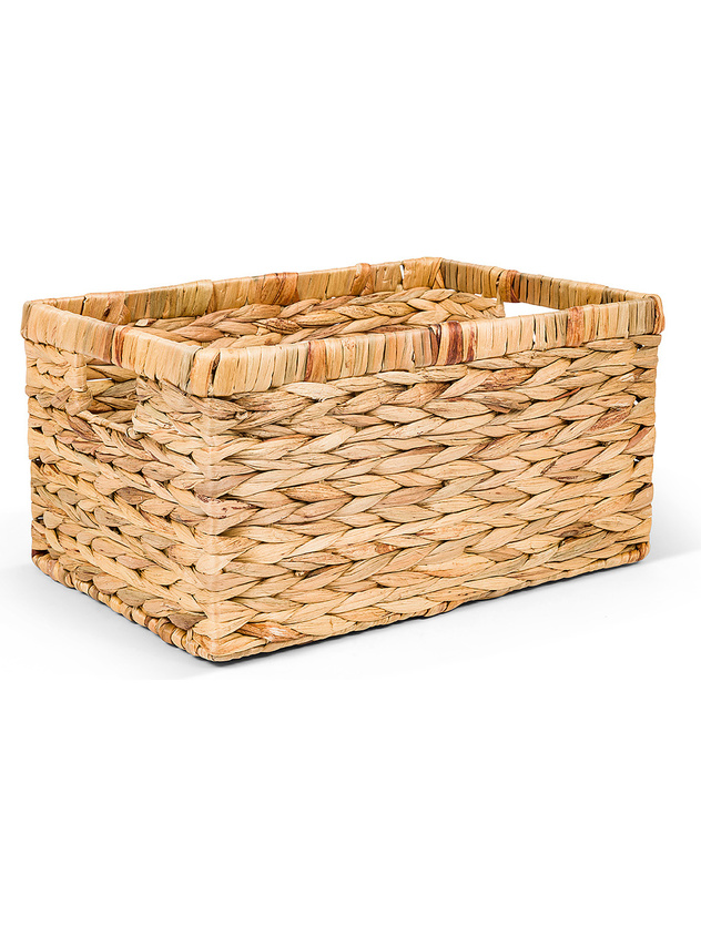 Woven straw basket