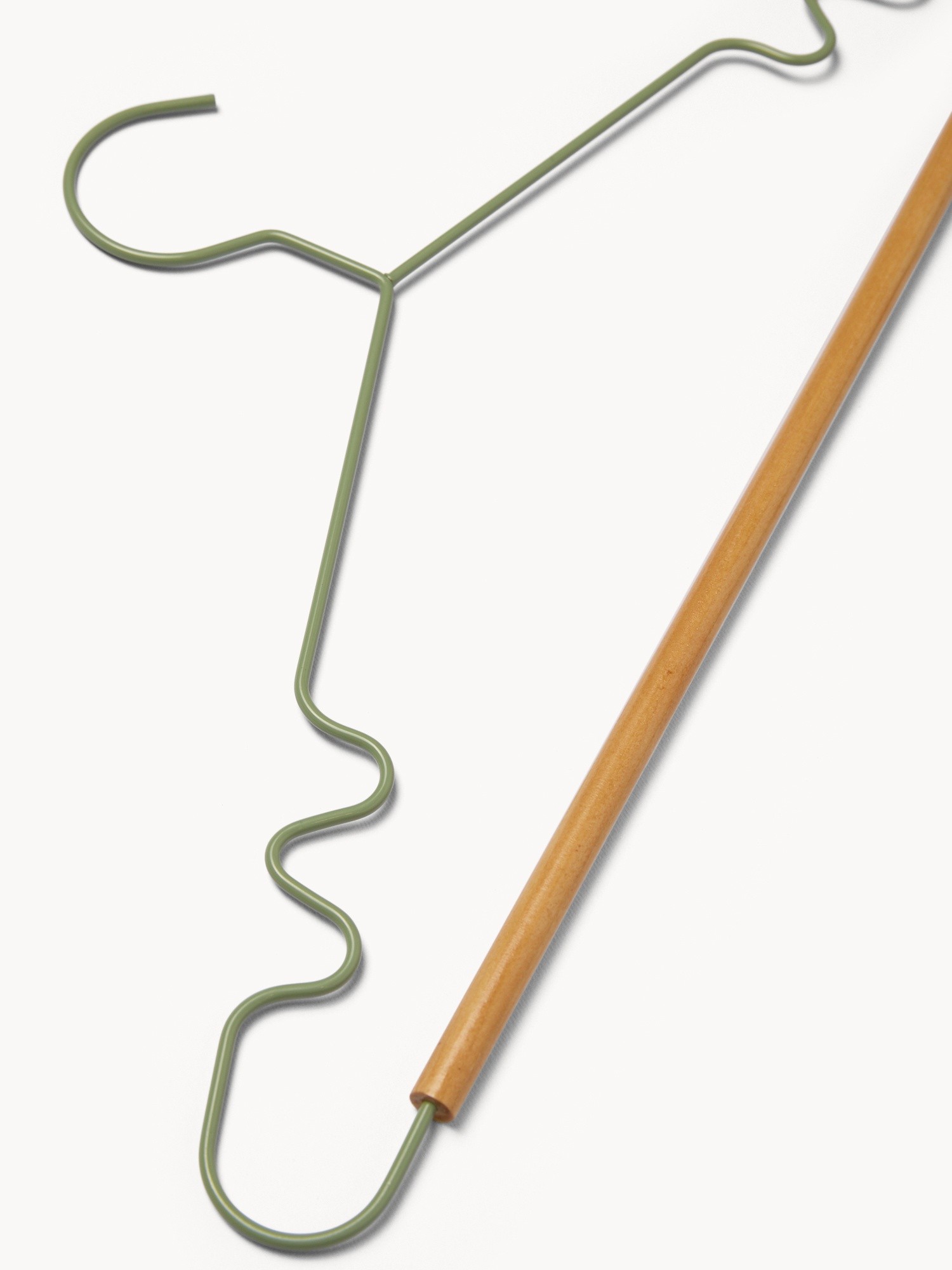 Set of 8 multicolored hangers  - Discounted Price, Multicolor, large image number 1