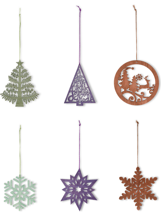 Set of 6 wooden decorations