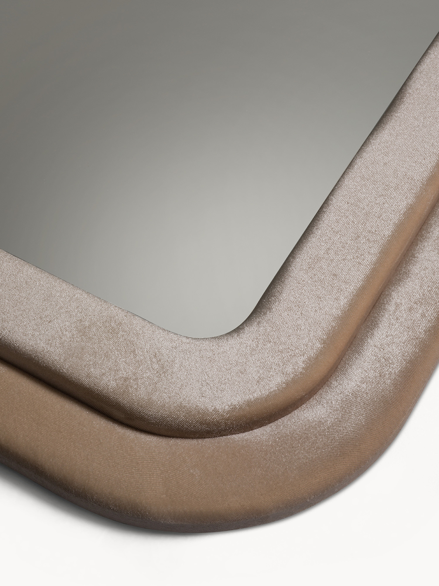 Specchio con cornice in tessuto, Beige, large image number 1