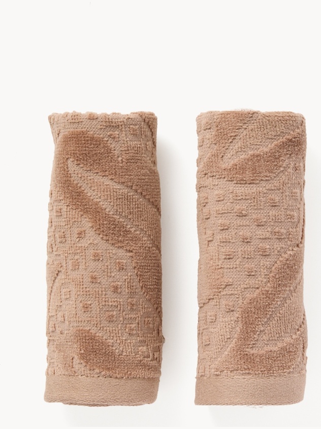 Set of 2 cotton velour washcloths with a jacquard leaf motif