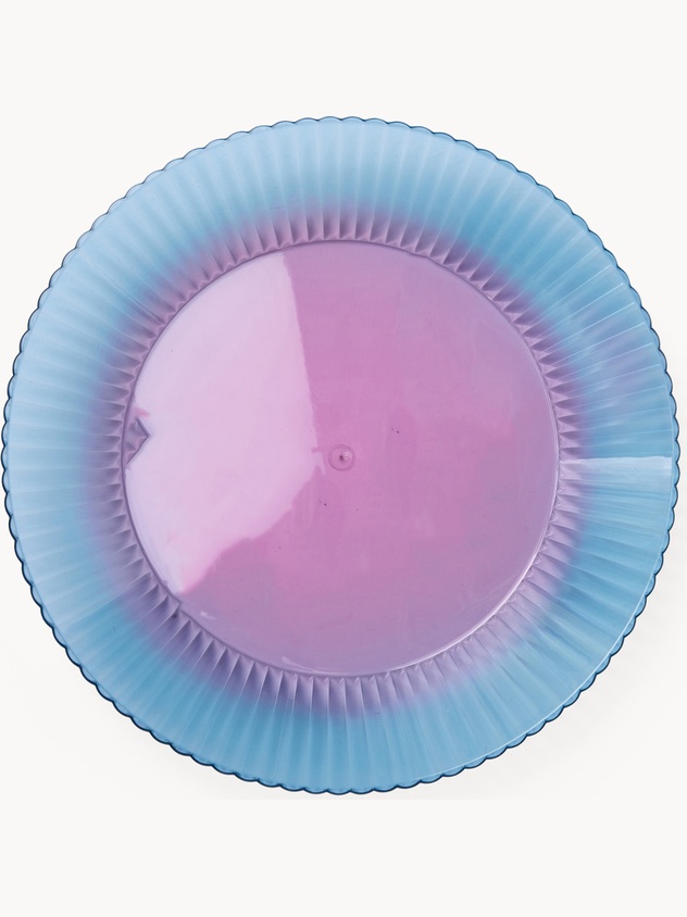 Shaded-effect dinner plate