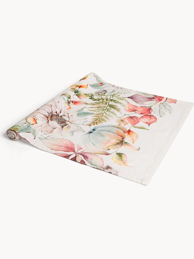 Mirabel table runner by Tessitura Randi in durable printed pure cotton drill