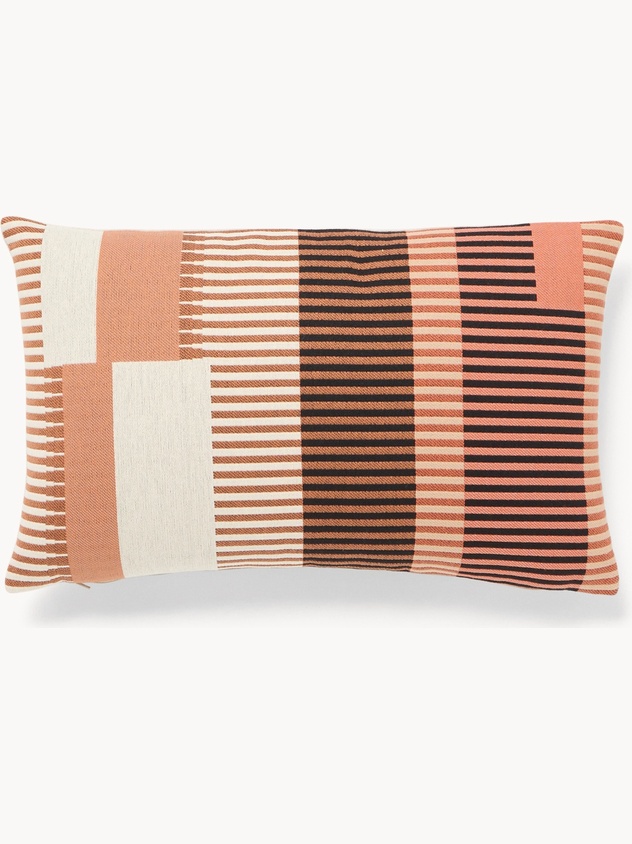 45x45 cm cushion with pomegranate print and fringe