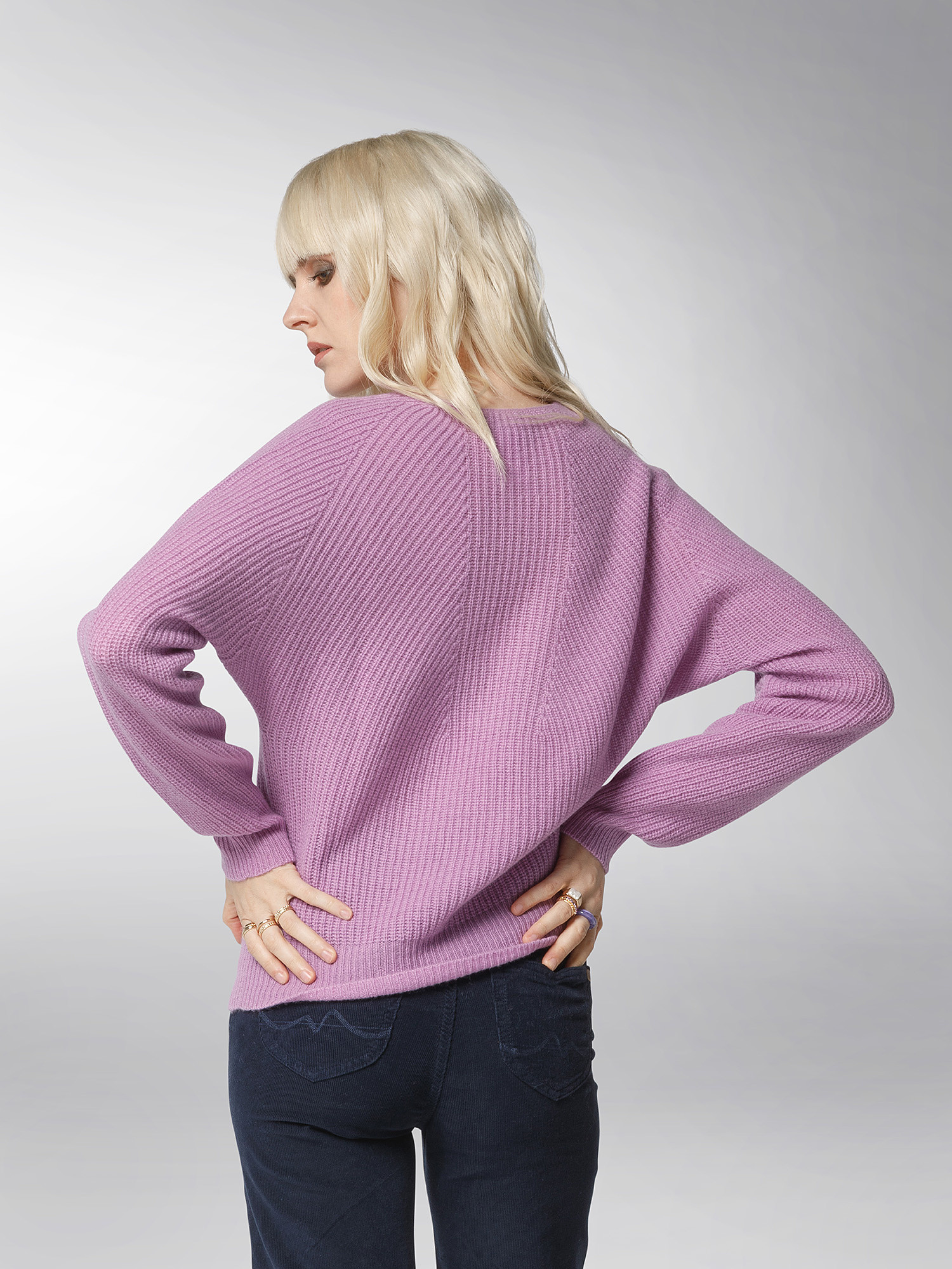 K Collection - V-neck sweater, Purple Lilac, large image number 5