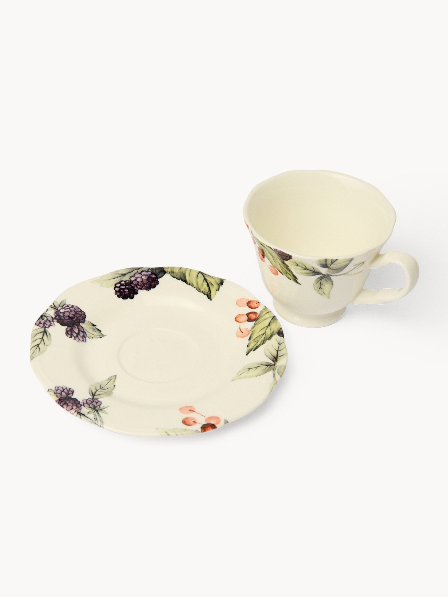 Tazza t&egrave; in ceramica motivo bacche - Prezzo di lancio, Bianco, large image number 1