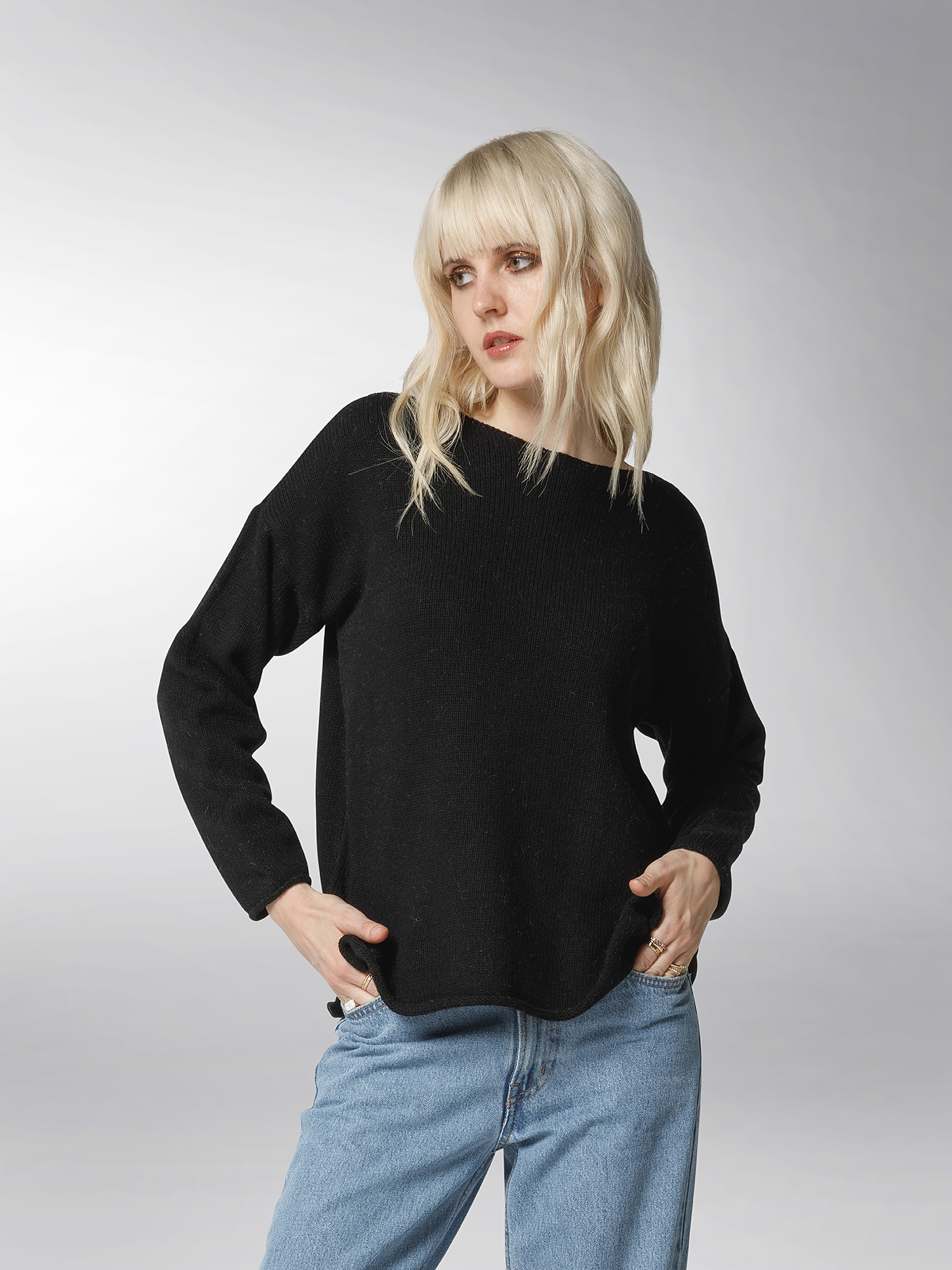 K Collection - Over sweater, Black, large image number 3