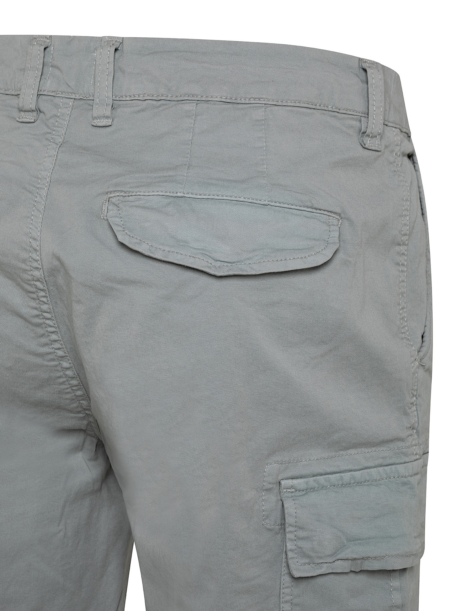 Stretch cotton cargo bermuda shorts, Light Grey, large image number 2