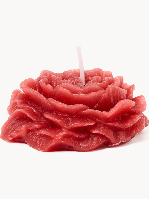Red rose-shaped candle