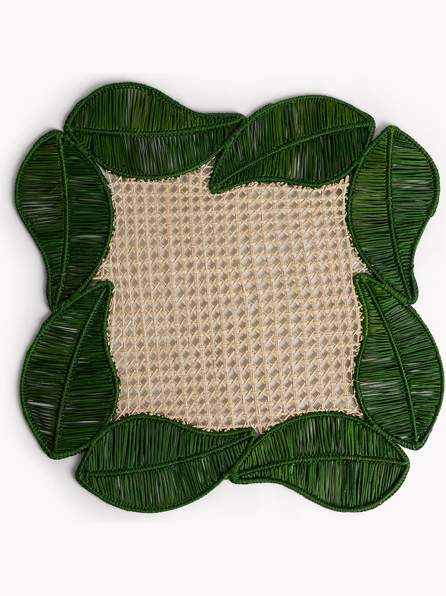 Placemat in hand-woven iraca palm fiber