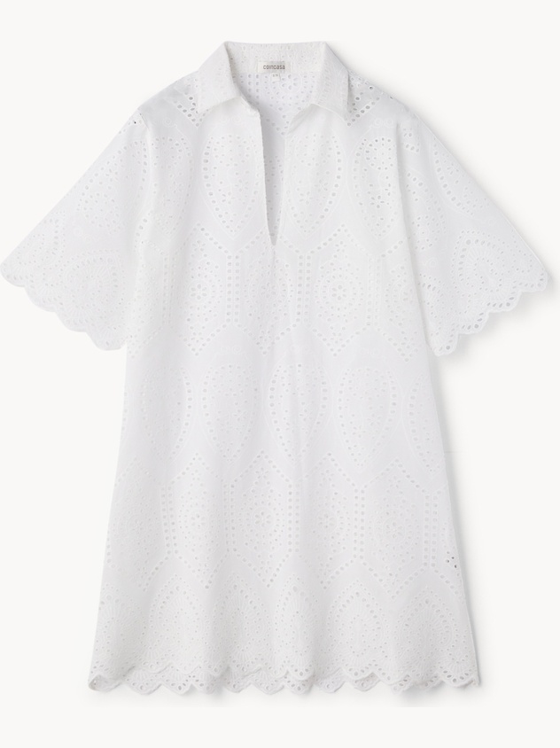 Abito in sangallo in puro cotone a maniche corte