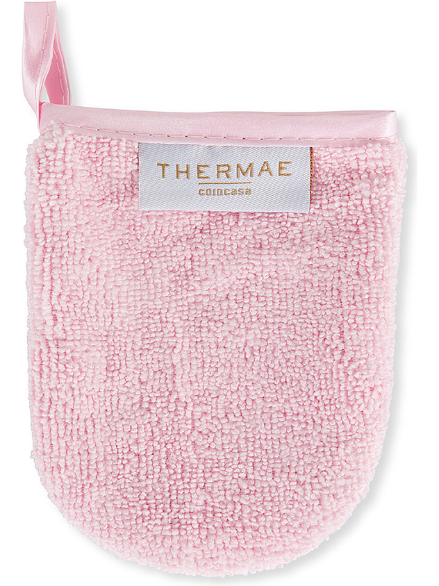 Reusable make-up remover glove