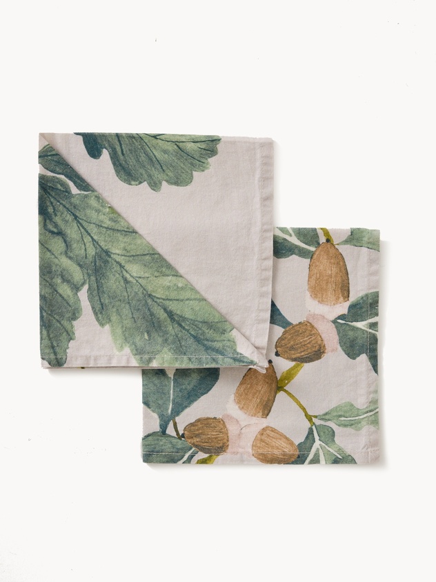 Set of 2 linen blend napkins with a botanical print