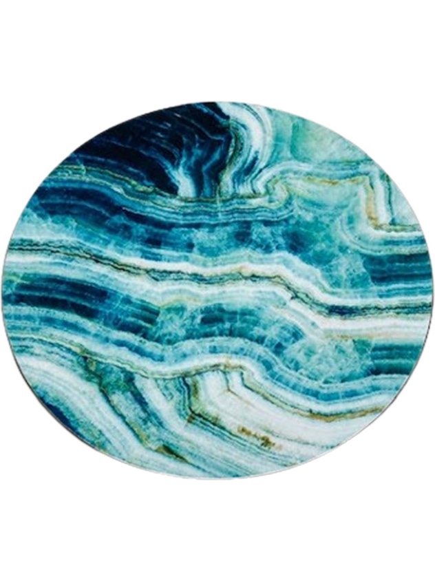 Plastic charger with marble effect