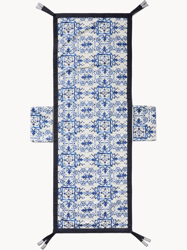 Microfiber Beach Towel with Pockets - Introductory Price