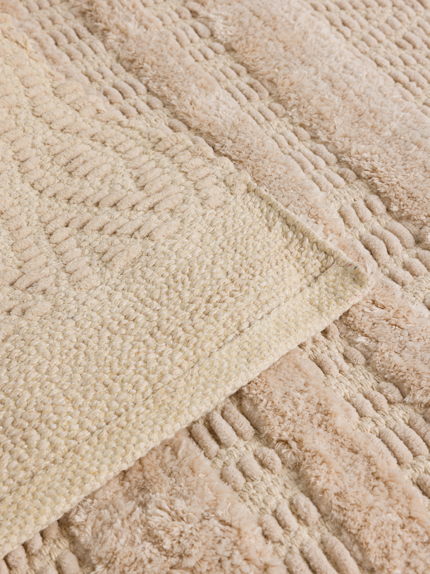Chenille bath mat geometric pattern, Beige, large image number 1