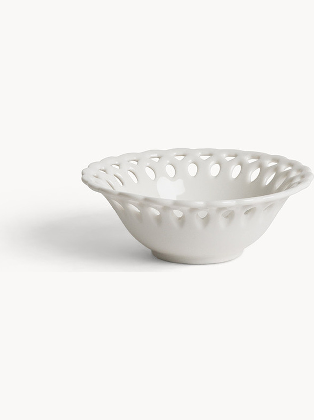 Perforated porcelain bowl