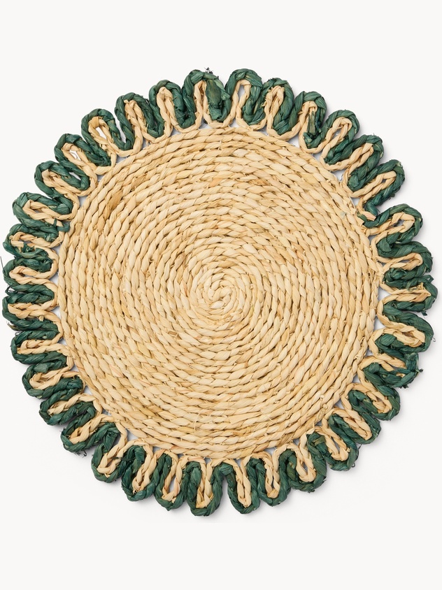 Round placemat with green border