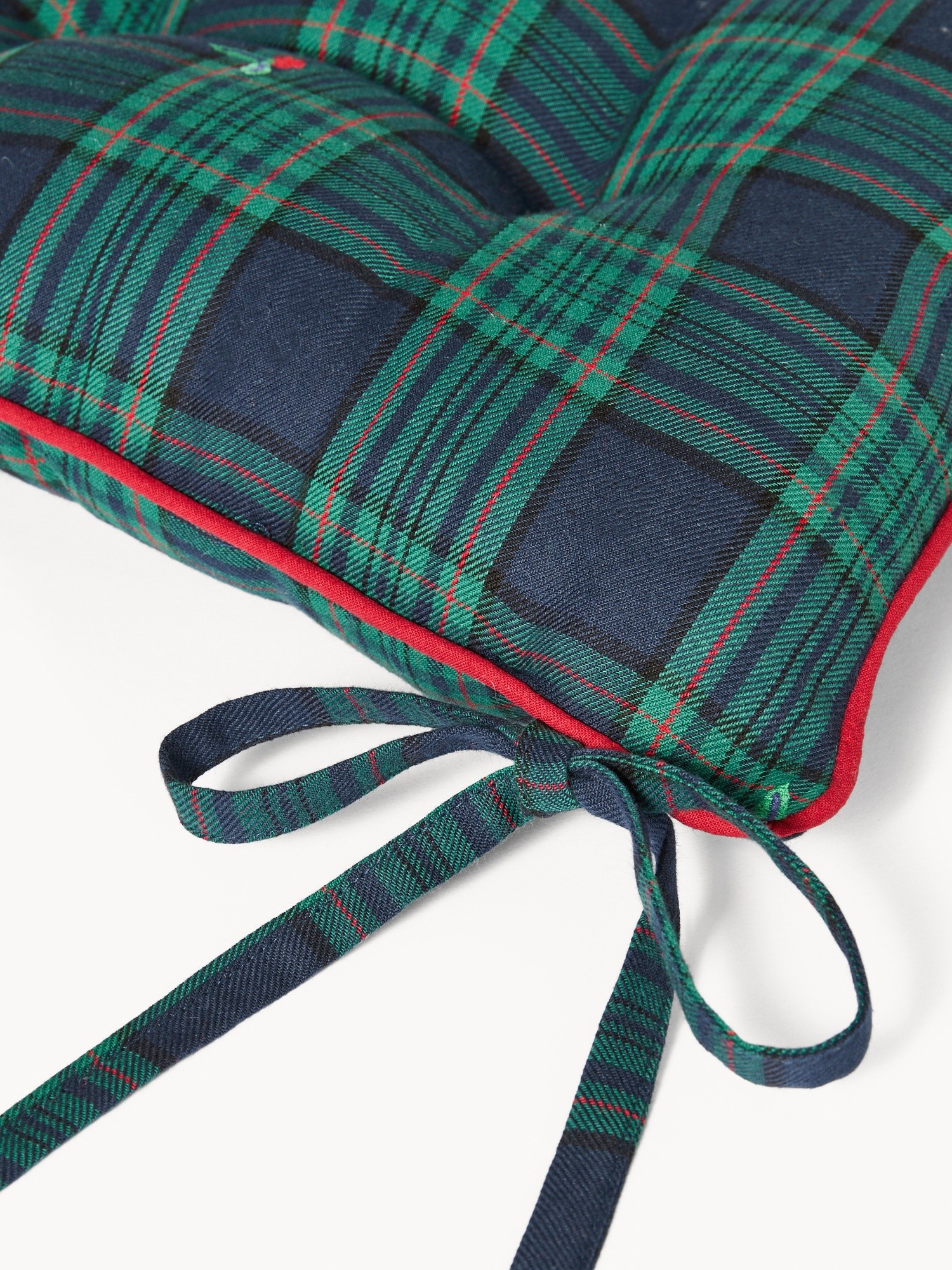 Chair cushion with laces in cotton twill with holly embroidery, Blue, large image number 1