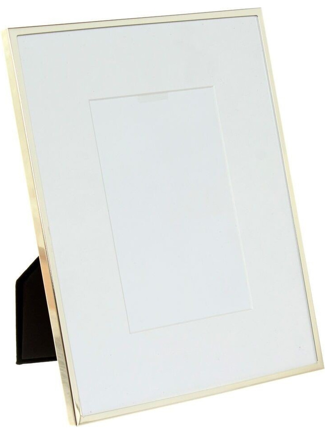 Silver-plated photo frame with passepartout