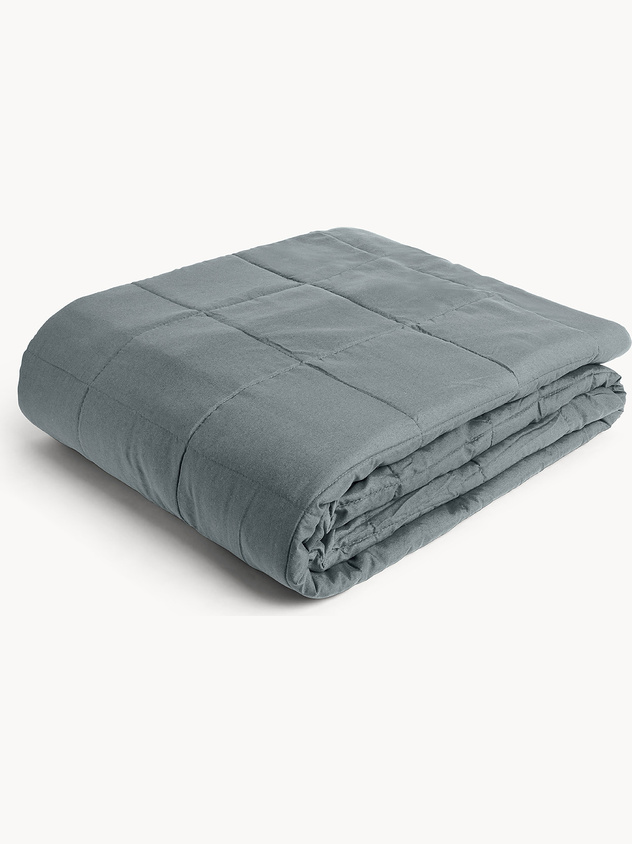 Reversible lightweight microfiber quilt