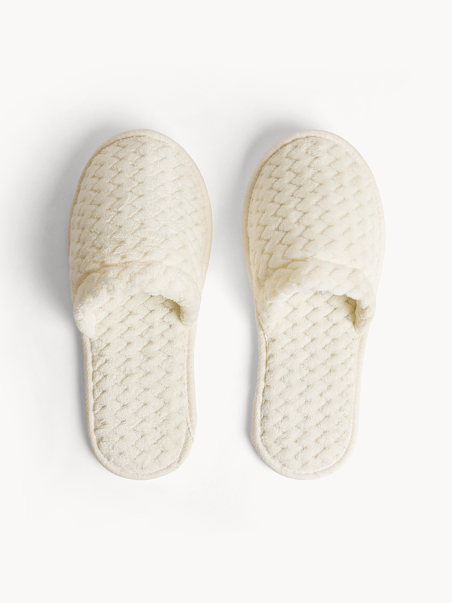 Zigzag fleece slippers, White Milk, large image number 0