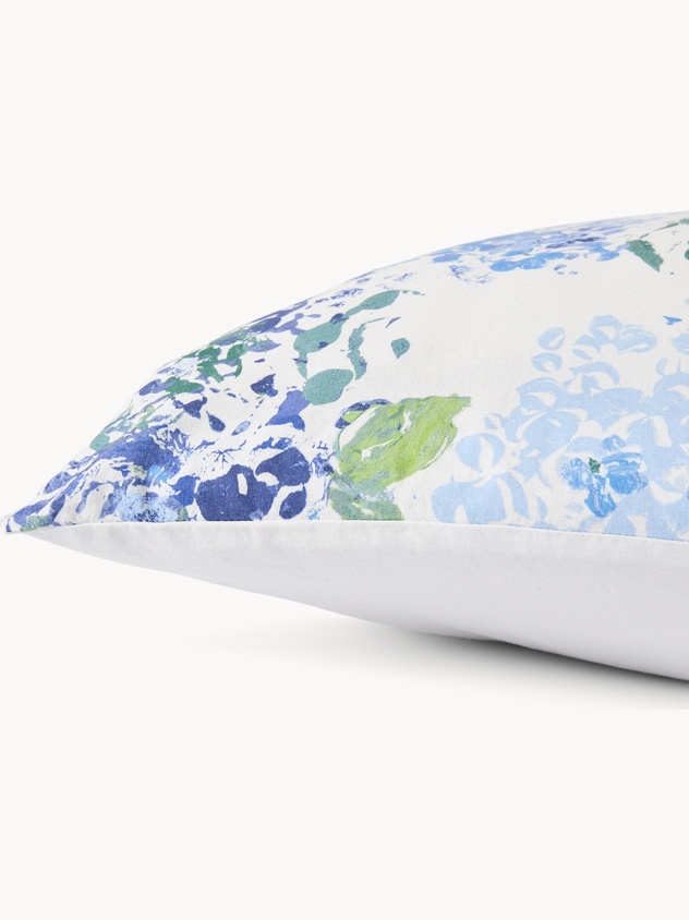 Hydrangea-patterned washed cotton pillowcase