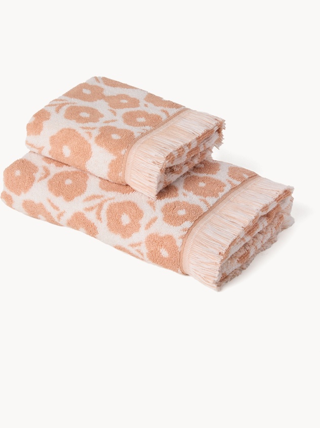 Yarn-dyed cotton towel