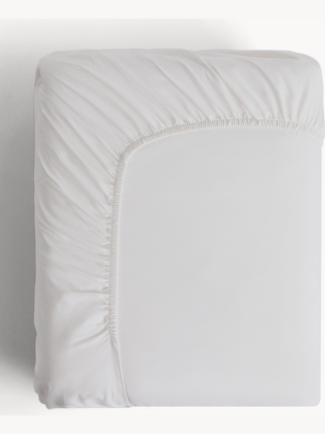 Solid-colored pure cotton fitted sheet