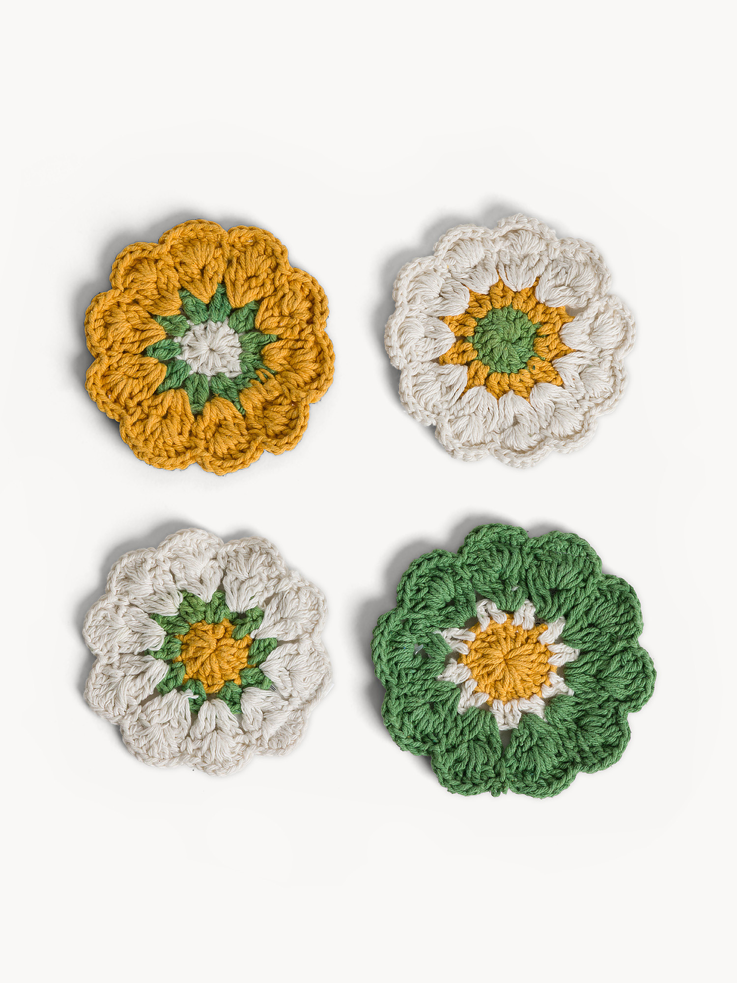 Set 4 sottbicchieri crochet a forma di fiore, Multicolor, large image number 0