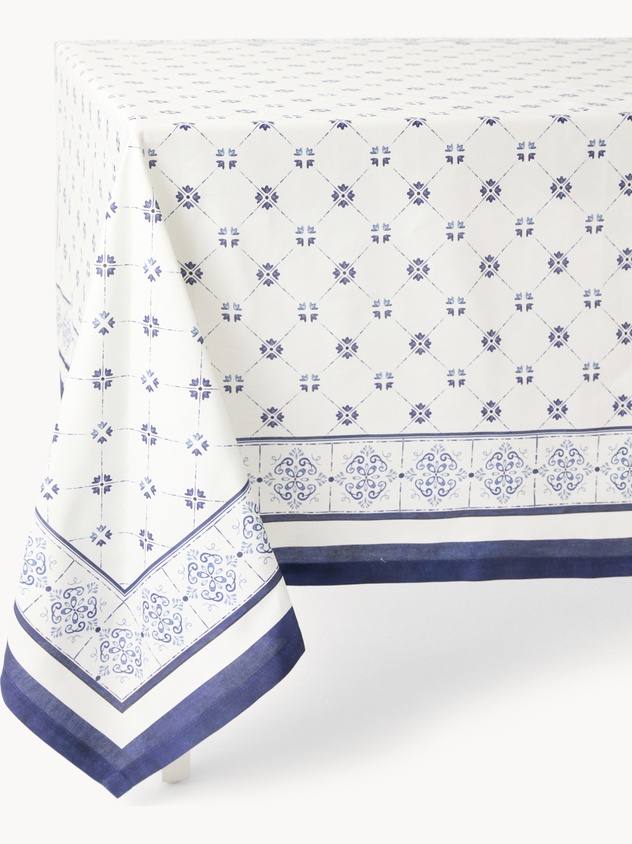 Cotton panama tablecloth with tile print