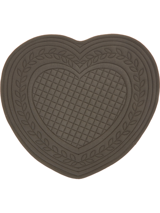 Quilted cotton heart-shaped table mat