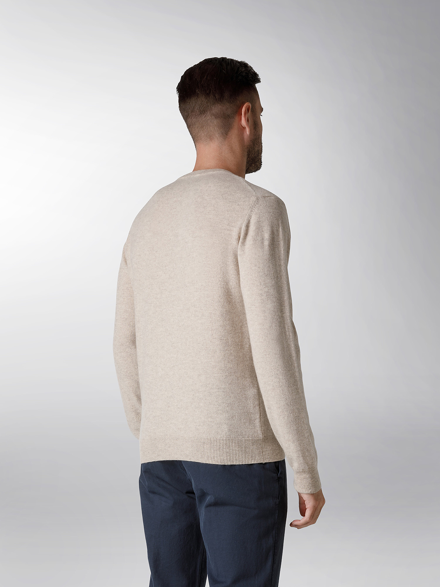 Coin Cashmere - Crewneck sweater in pure cashmere, Beige, large image number 2