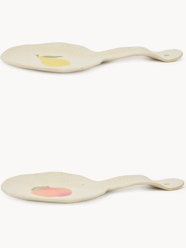 Ceramic spoon rest with fruit motif