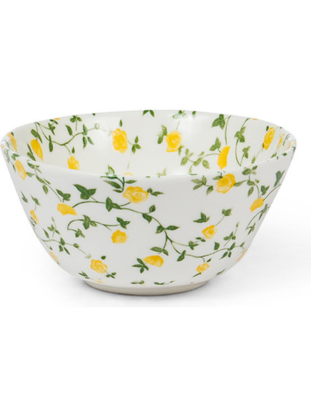 Porcelain bowl with flower motif