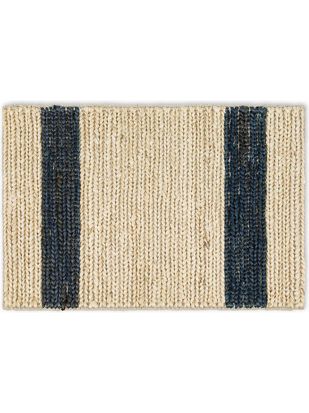 120x180 cm carpet with geometric pattern.