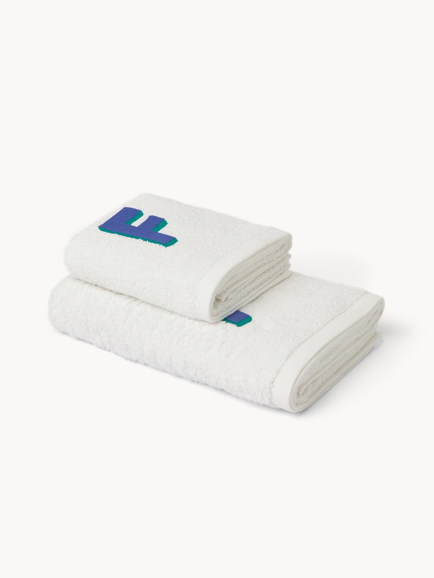 Set 2 asciugamani in spugna di cotone ricamo lettera F, Bianco, large image number 0