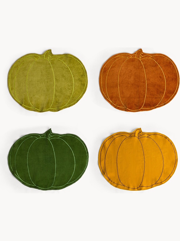 Pumpkin-shaped cotton velvet placemat