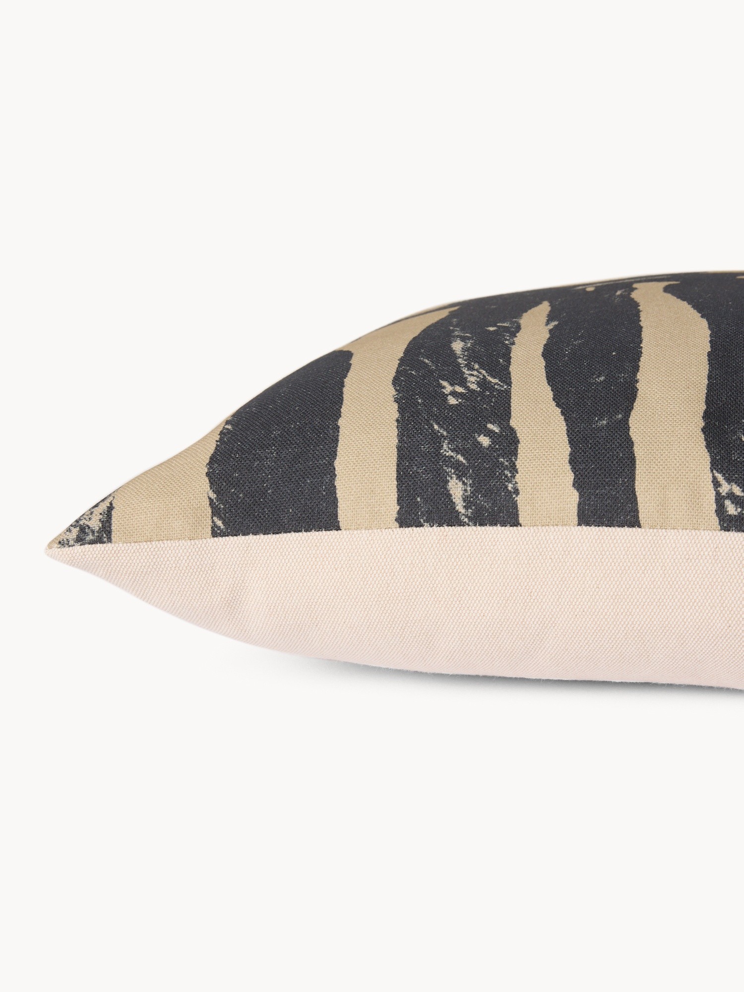 , Nero, large image number 2