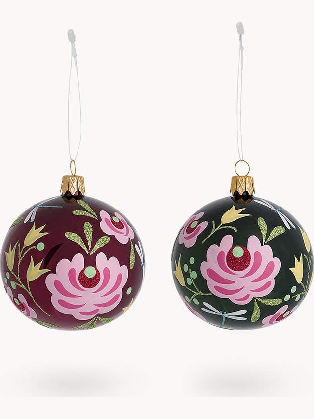 Mouth-blown glass sphere by European artisans