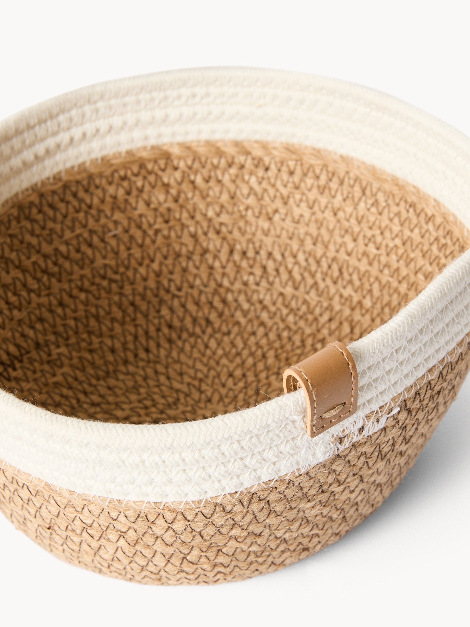 Woven basket with jute, Natural, large image number 1