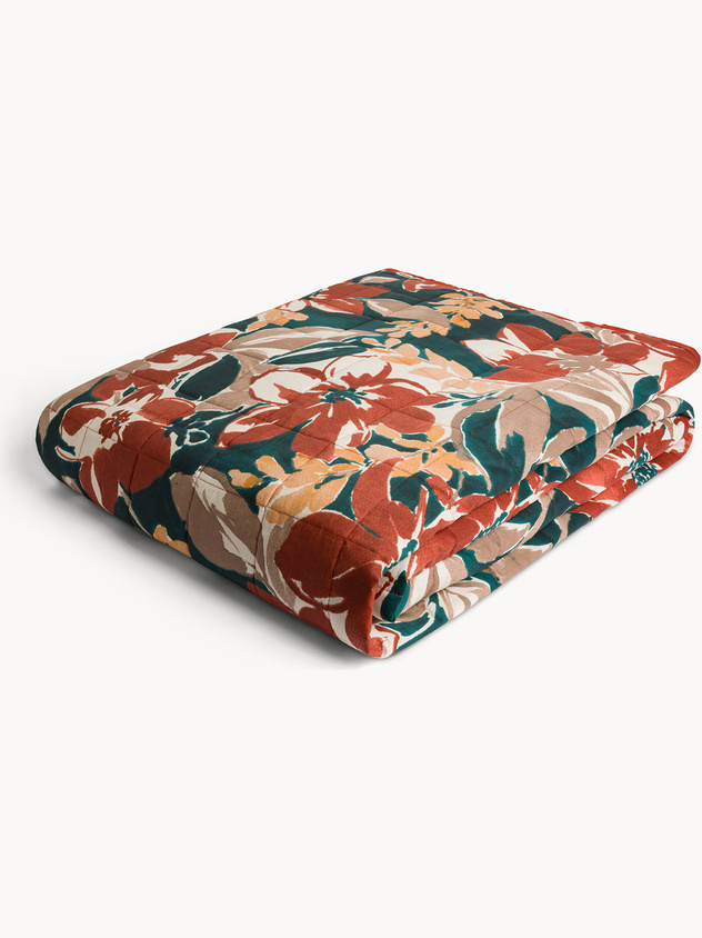 Floral print cotton sateen quilt