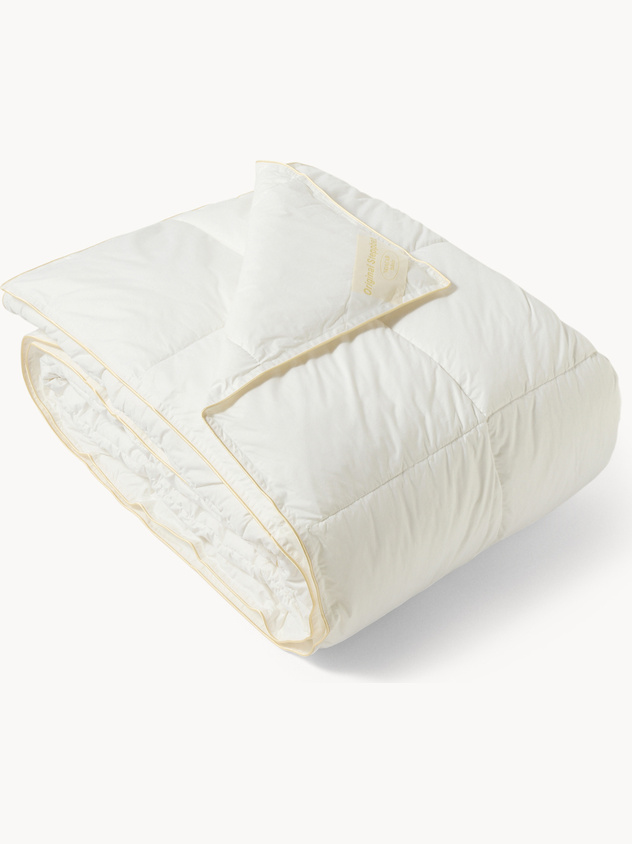 Hypoallergenic winter duvet made of DACRON fiber