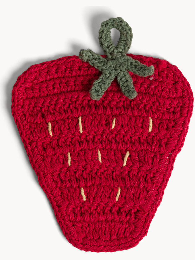 Decorazione all'uncinetto a forma di fragola
