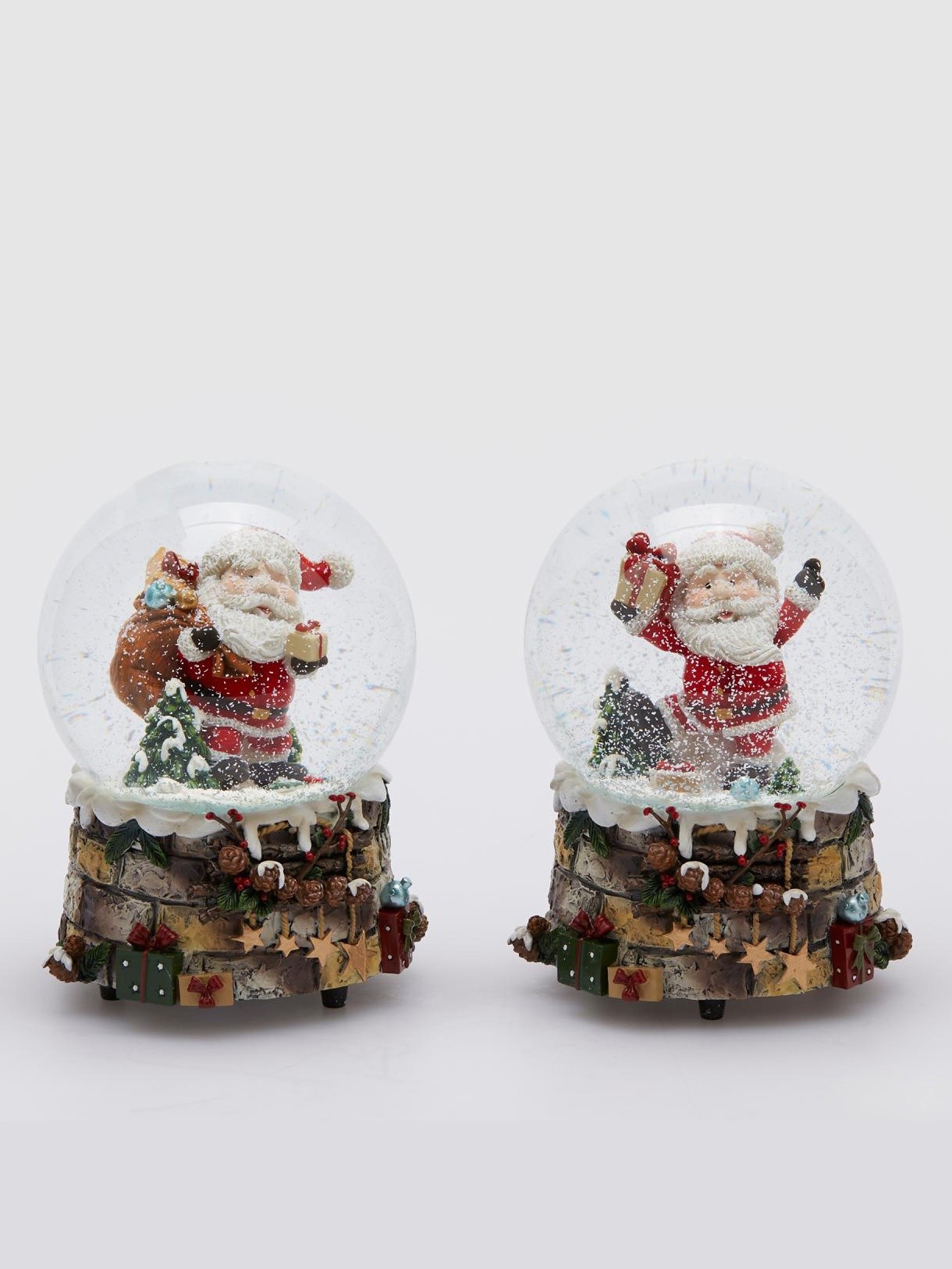 Music box with water globe with Christmas motifs, Multicolor, large image number 0